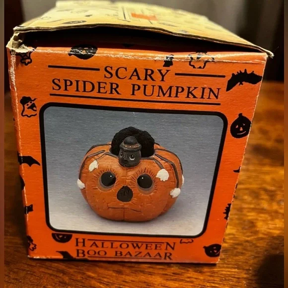 Vintage 1995 Scary Spider Pumpkin Halloween Decor - Picture 7 of 9